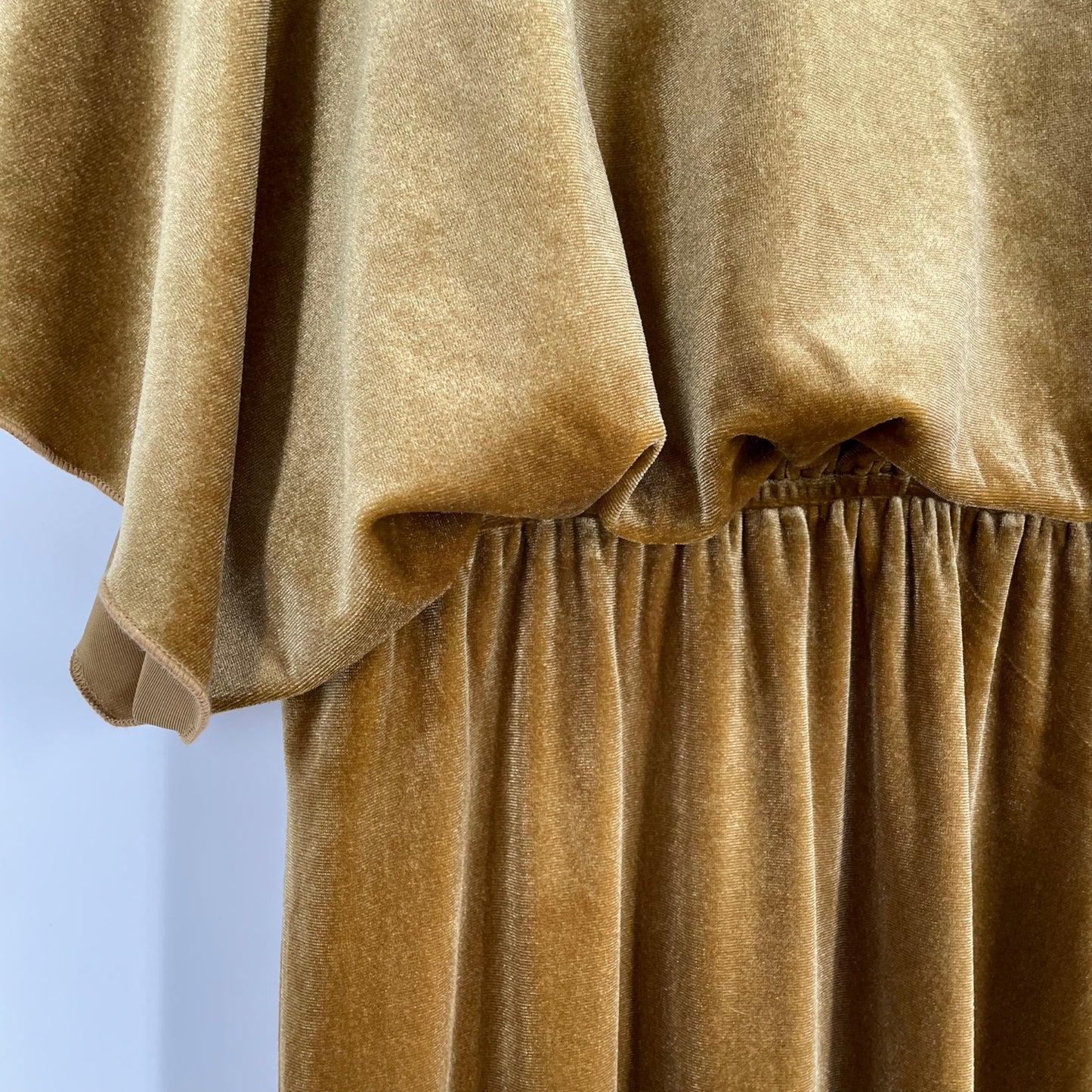 NWT See and Be Seen Gold Velvet Grecian Draped Maxi Dress Womens Size Large