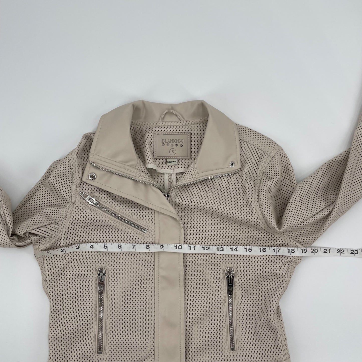 Blank NYC Imelda Cream Perforated Vegan Leather Moto Zip Jacket Womens Small