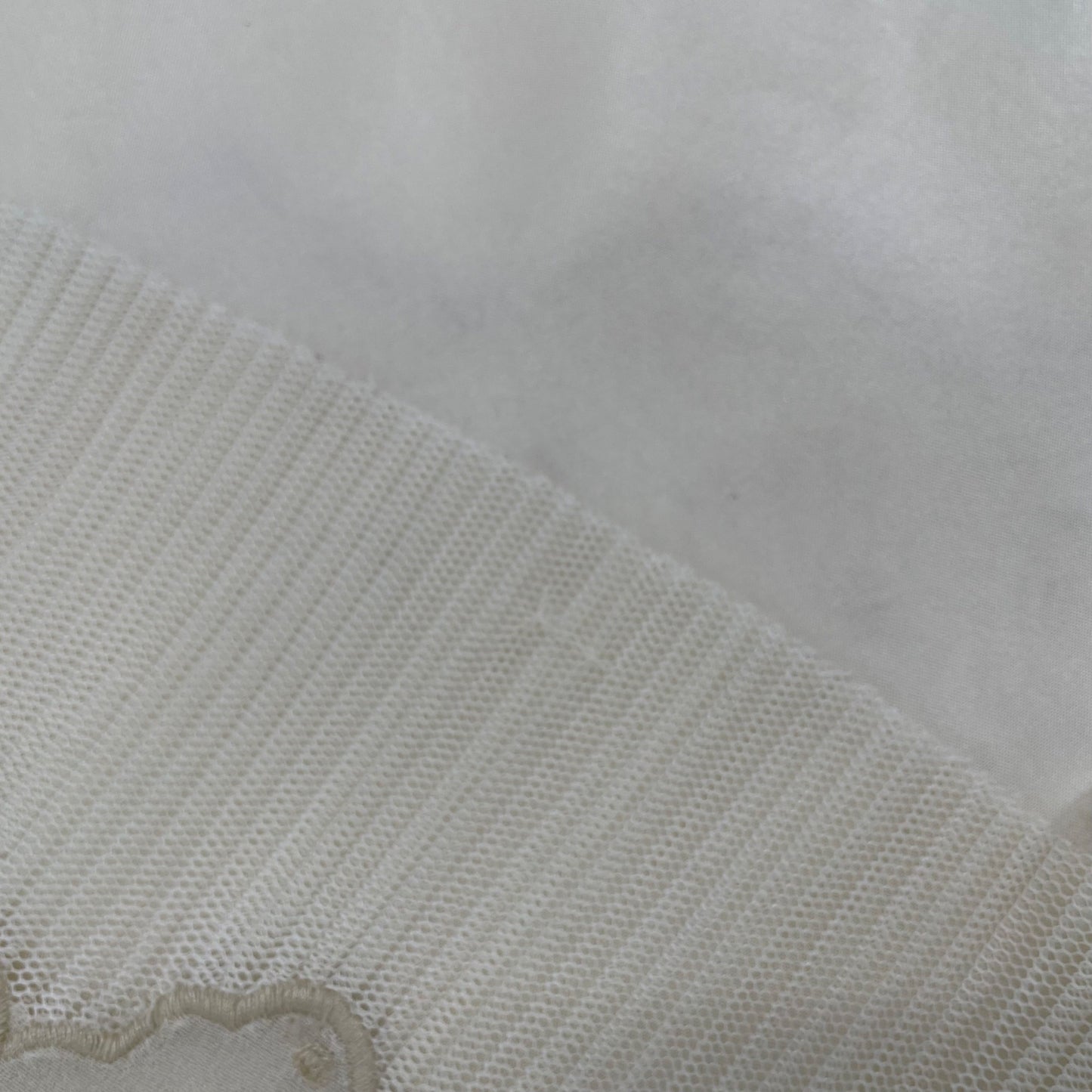 Peruvian Connection Ivory 100% Silk Long Sleeve Embroidered Blouse Womens Size 6