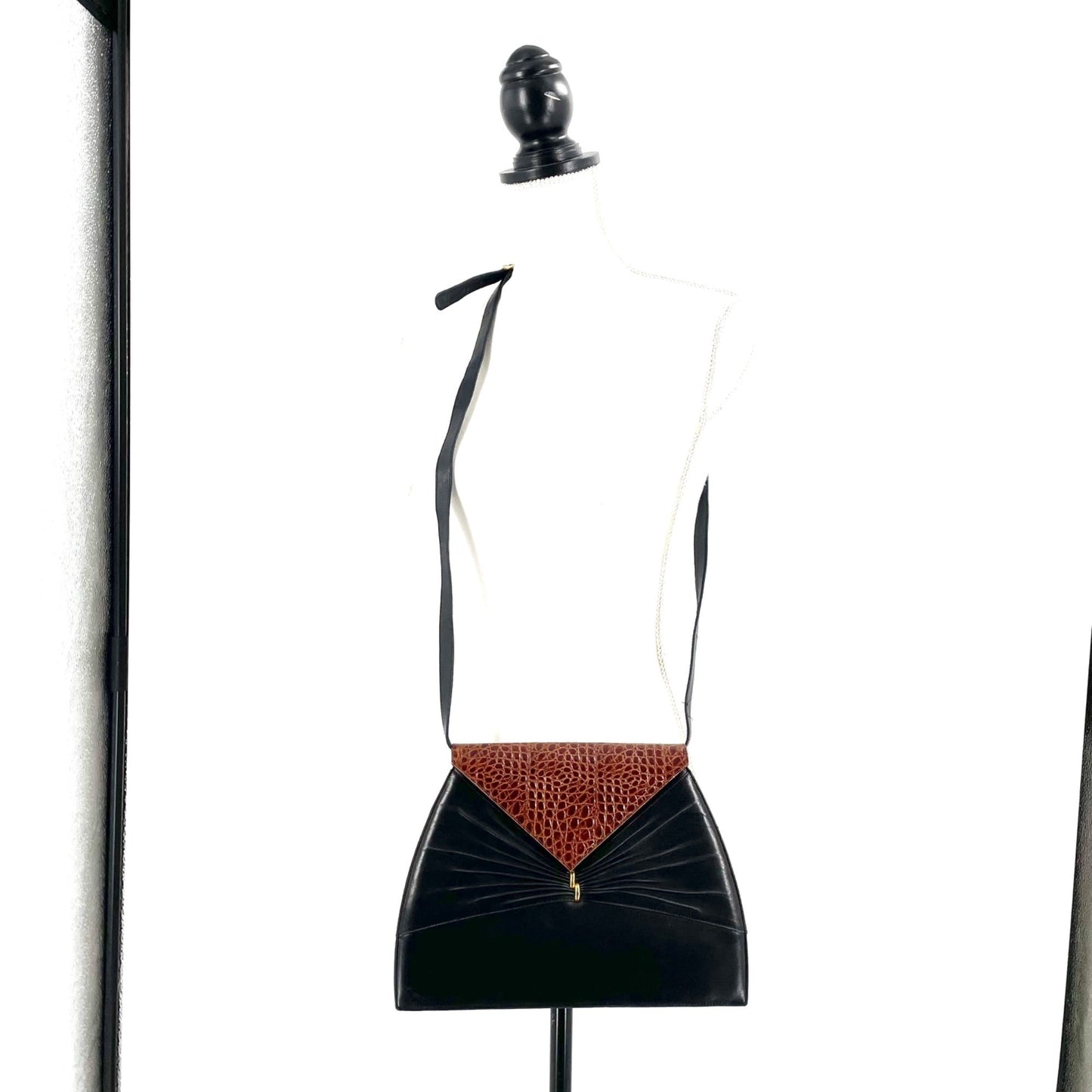 Bally Leather Black Brown Leather Crossbody Fold Over Purse Lightweight