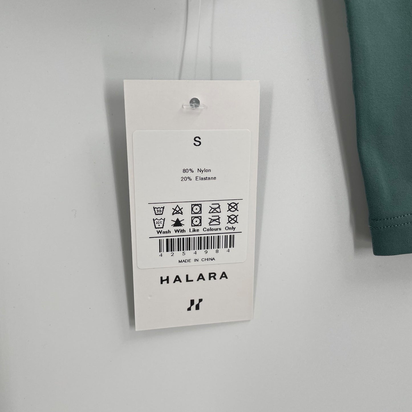 NWT Halara Green Scoop Neck Long Sleeve Sports Top Womens Size 6 Shelf Bra