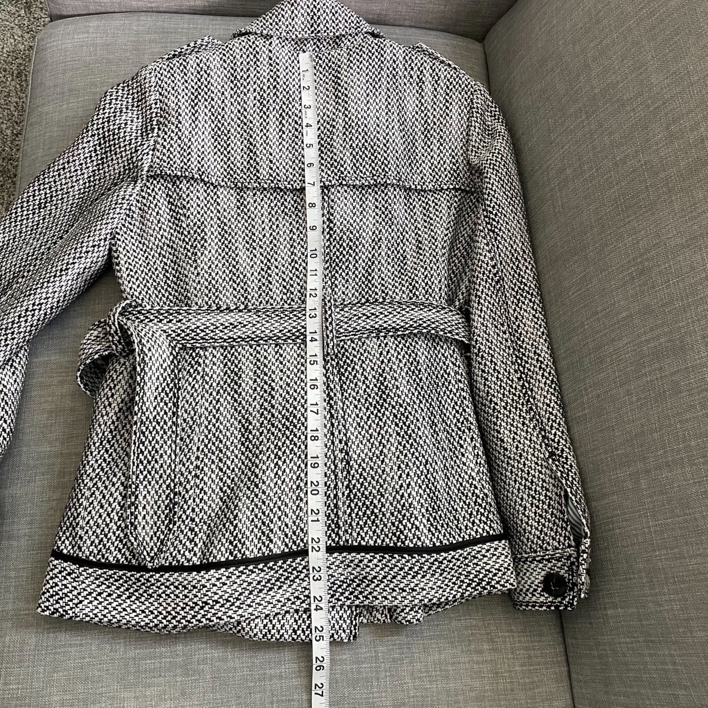 Banana Republic Classic Capsule Wardrobe Belted Trench Coat Womens XS Gray Chic