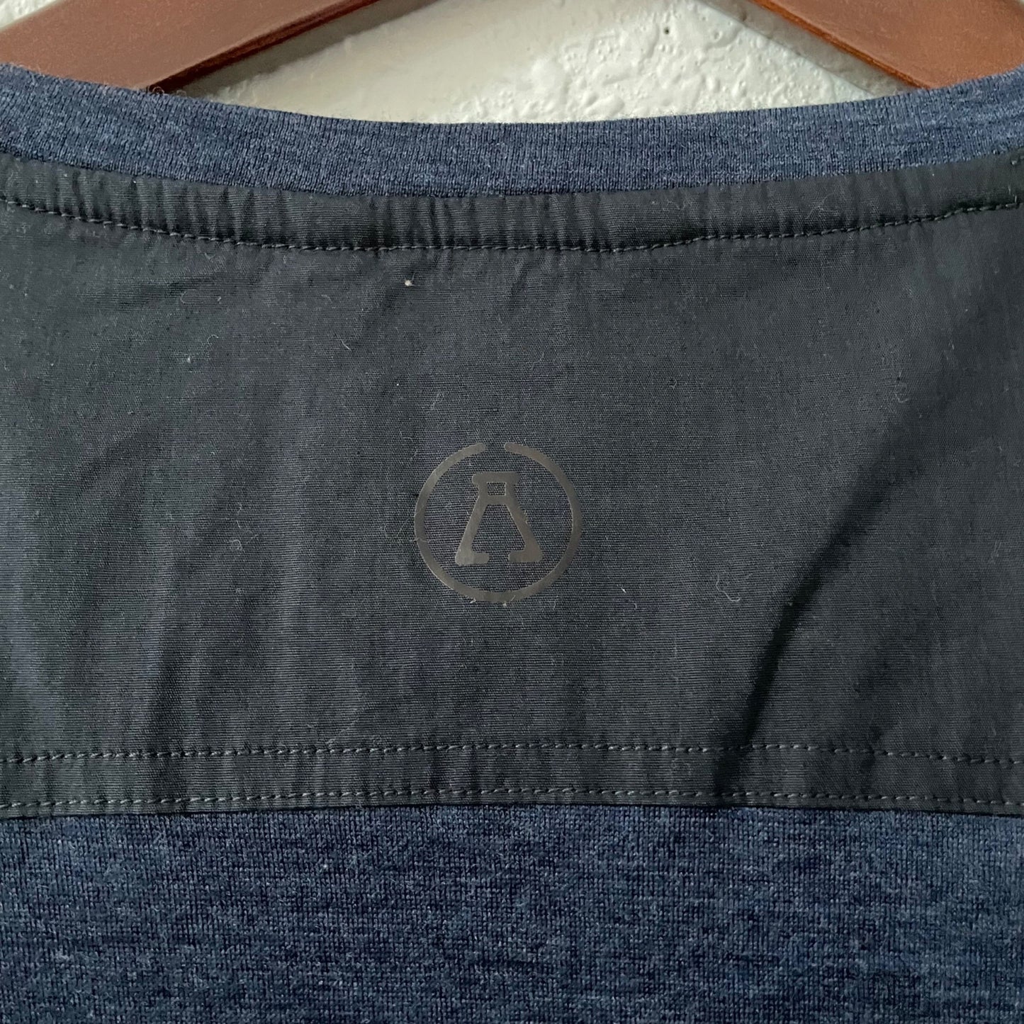 Alchemy Equipment Blue 100% Merino Wool Long Sleeve Sweater Men's Size Small