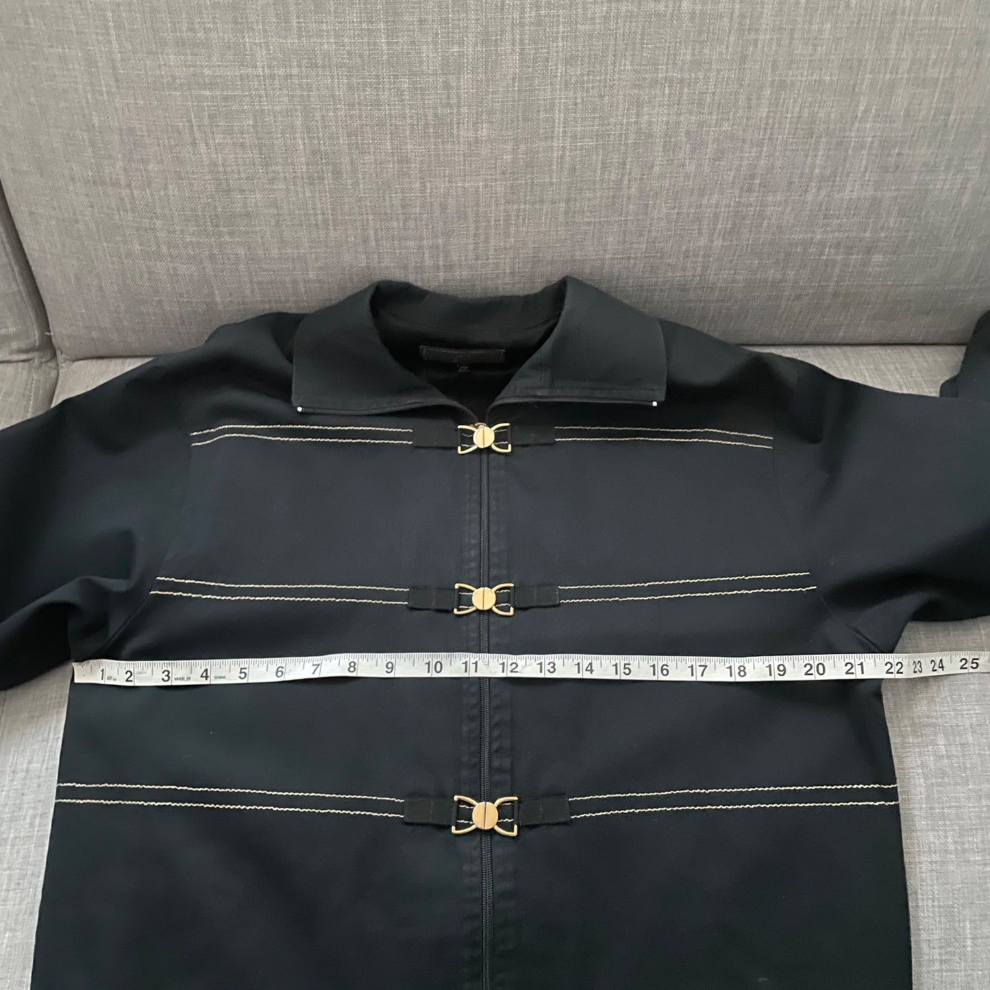 St. John Sport Dark Navy Toggle Up Jacket Size Petite 2P Classic Gold Hardware