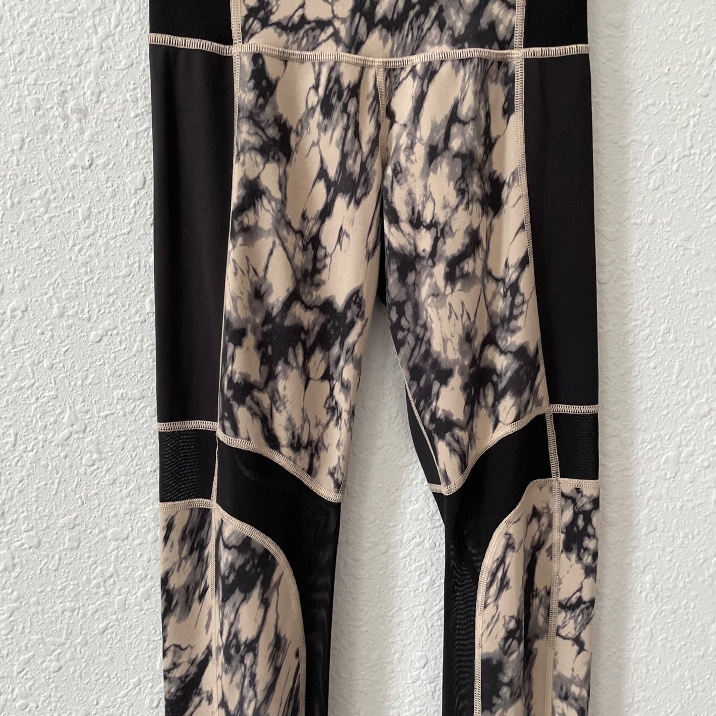 Lululemon Luxtreme Granite Marble Print Mesh Panel Leggings Women's Size 4