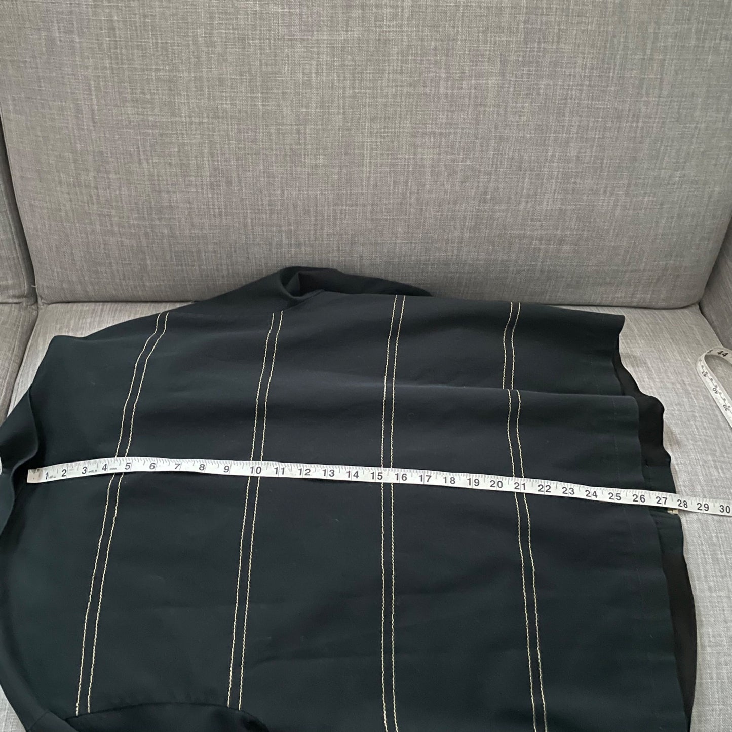 St. John Sport Dark Navy Toggle Up Jacket Size Petite 2P Classic Gold Hardware