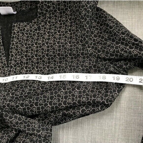 Motherhood Maternity Waist Tie Shirt Womens Size Small Split Neck Geometric