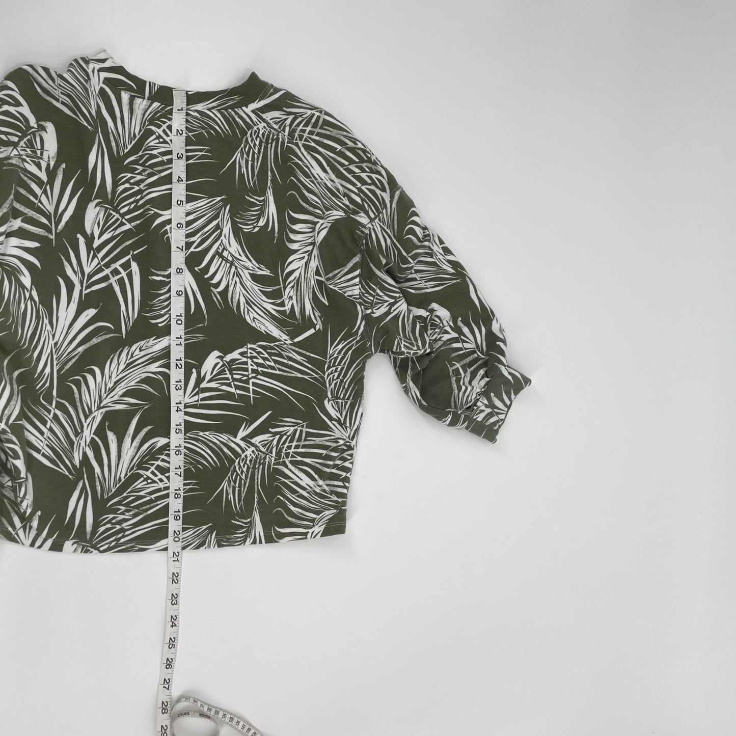 Rachel Zoe Green Palm Print Long Sleeve Shirt Womens Size Medium Casual Stretch