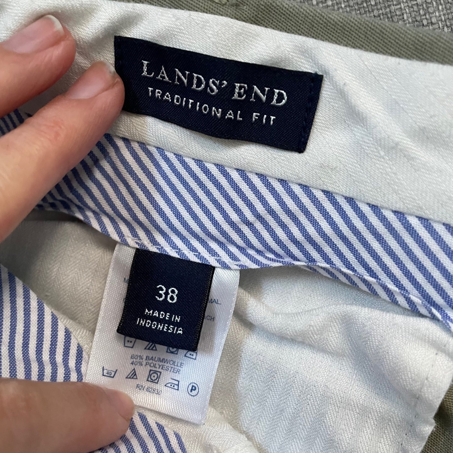Lands' End Traditional Fit Pleated Front Beige Dress Pants Mens Size 38 Cuffed