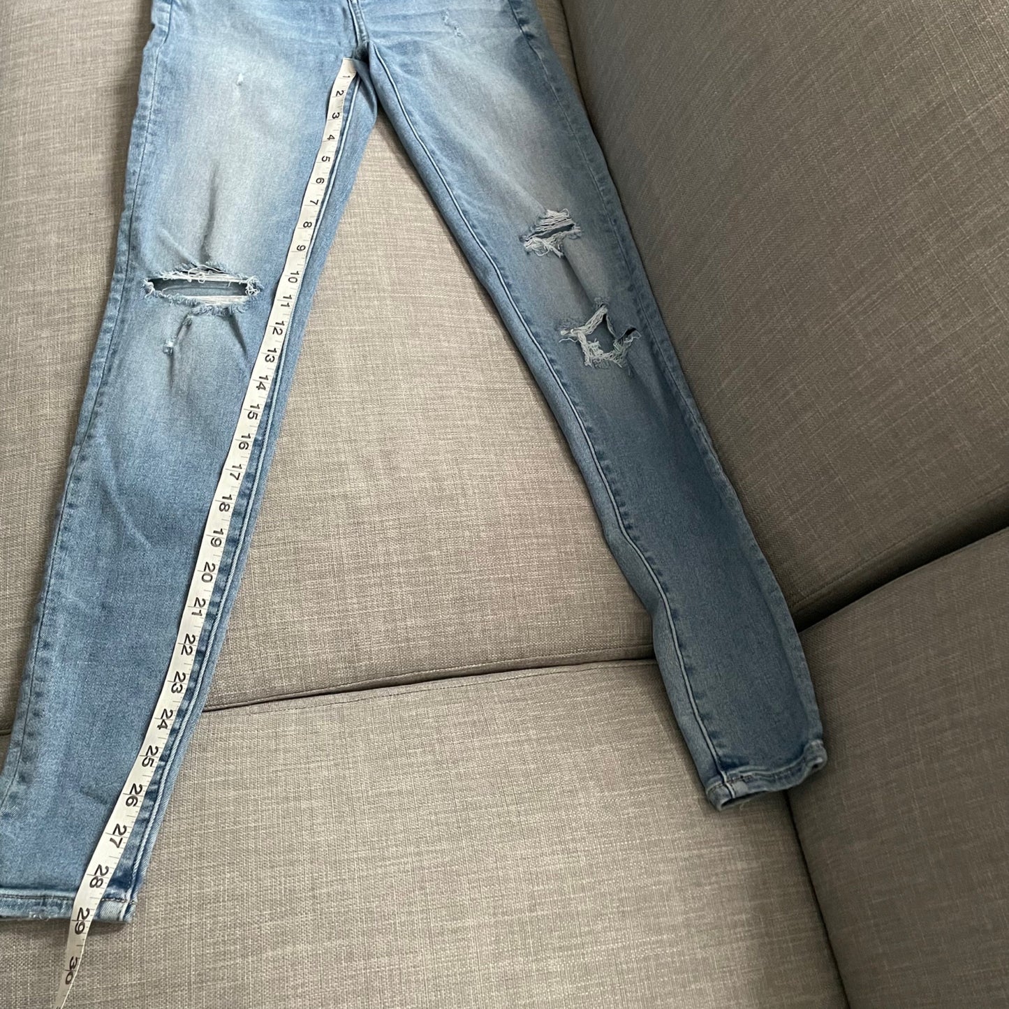 American Eagle Distressed Next Level Stretch Mid Rise Jeggings Womens Size 2