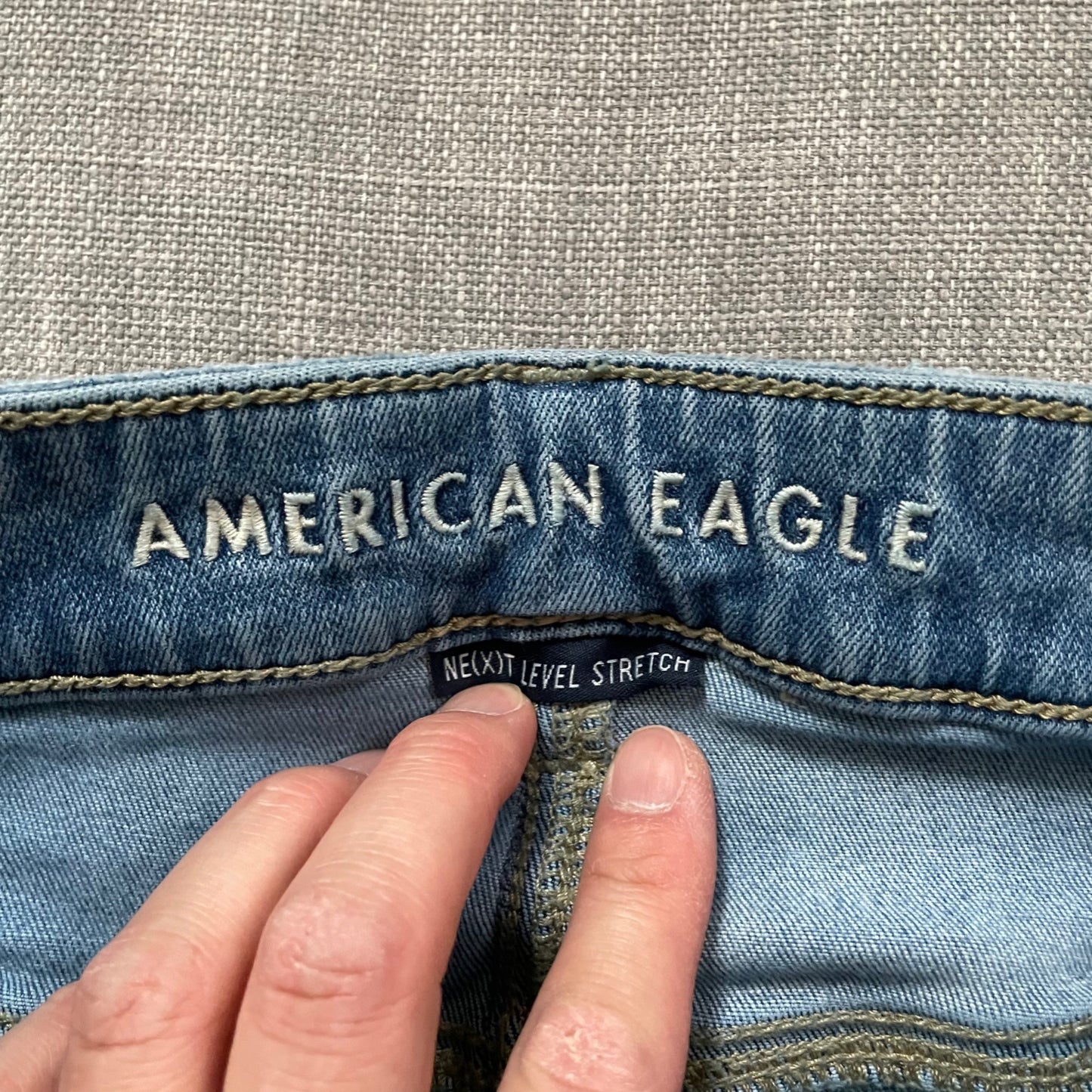 American Eagle Distressed Next Level Stretch Mid Rise Jeggings Womens Size 2