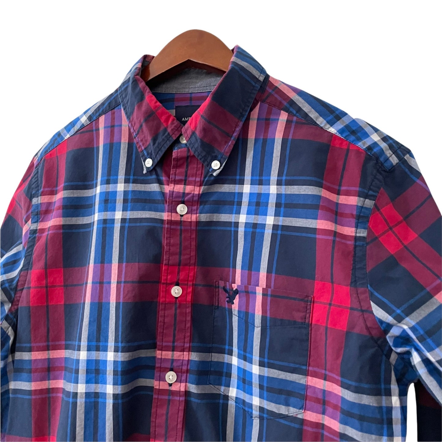 American Eagle Classic Fit Preppy Red Blue Plaid Button Down Shirt Mens Small