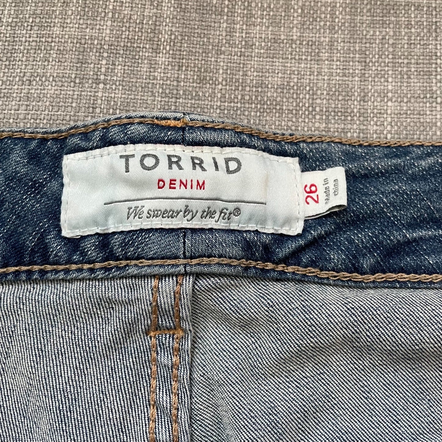 Torrid Boyfriend Distressed Raw Hem Jeans Womens Plus Size 26 Casual