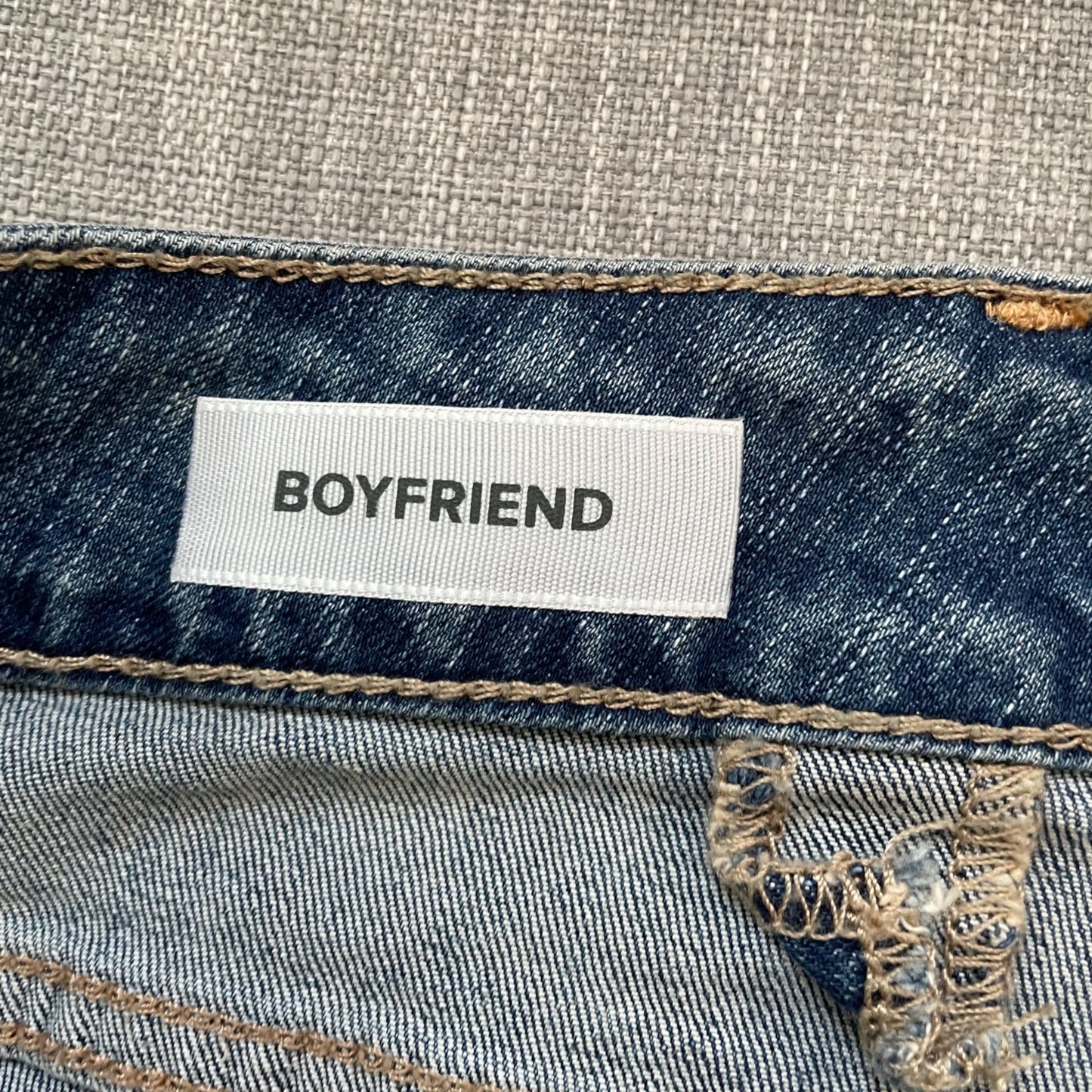 Torrid Boyfriend Distressed Raw Hem Jeans Womens Plus Size 26 Casual