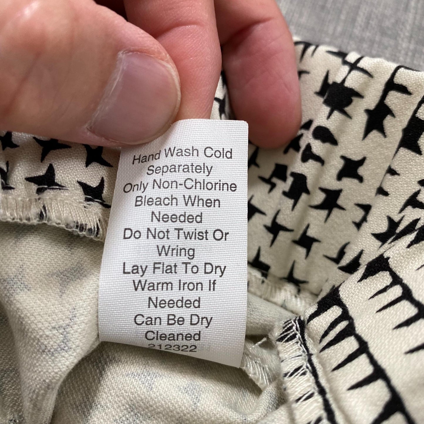 Cabi Coupe Houndstooth Bomber Jacket Womens Size Medium Style 931 Full Zip