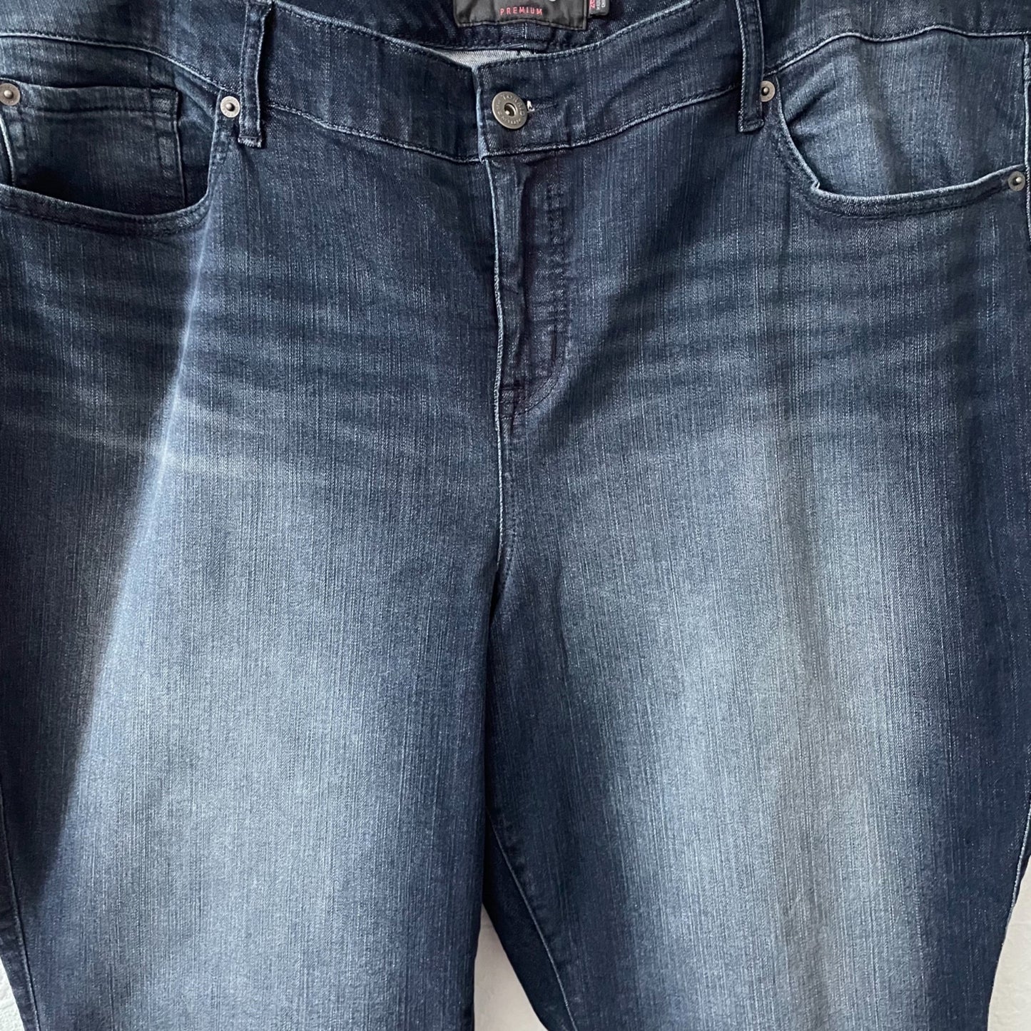 Torrid Pierced Ankle Skinny Jeans Dark Wash Ring Cuffs Plus Size 26 Raw Hem