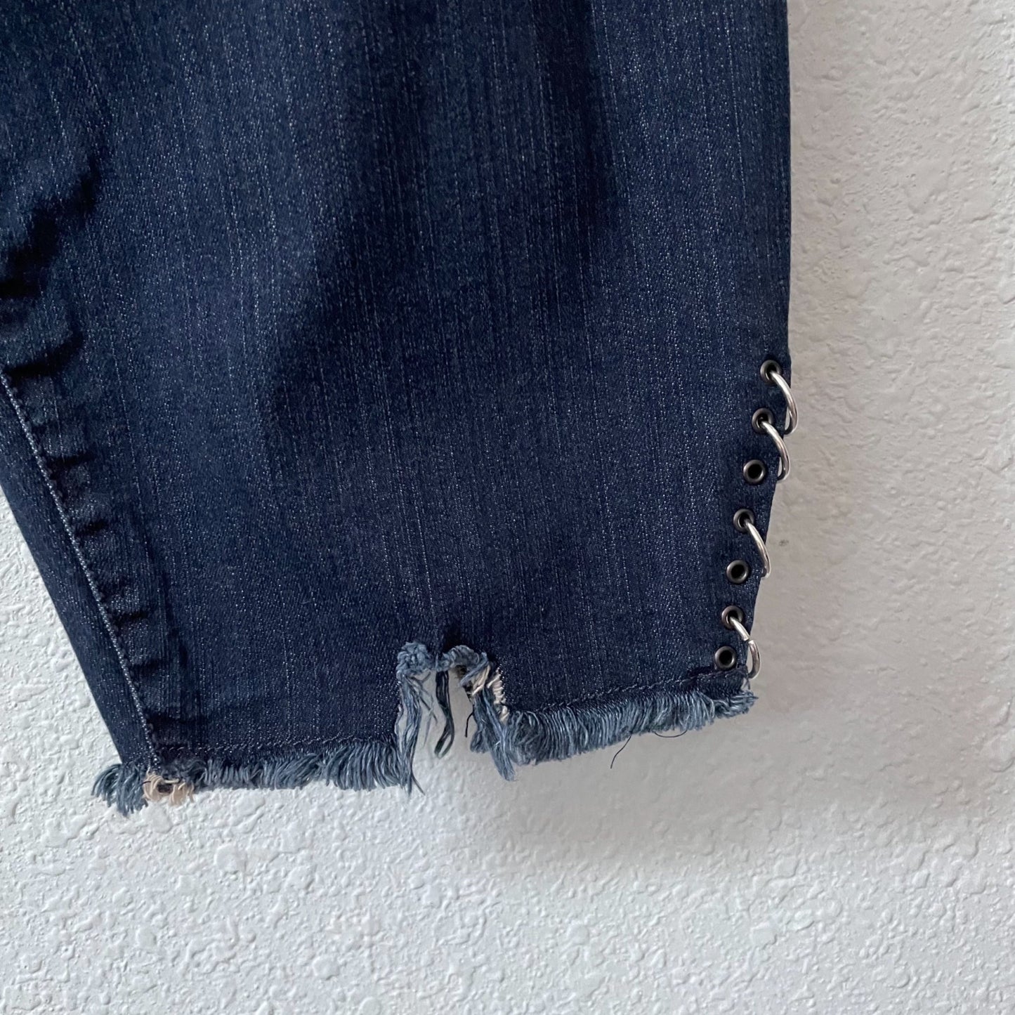 Torrid Pierced Ankle Skinny Jeans Dark Wash Ring Cuffs Plus Size 26 Raw Hem