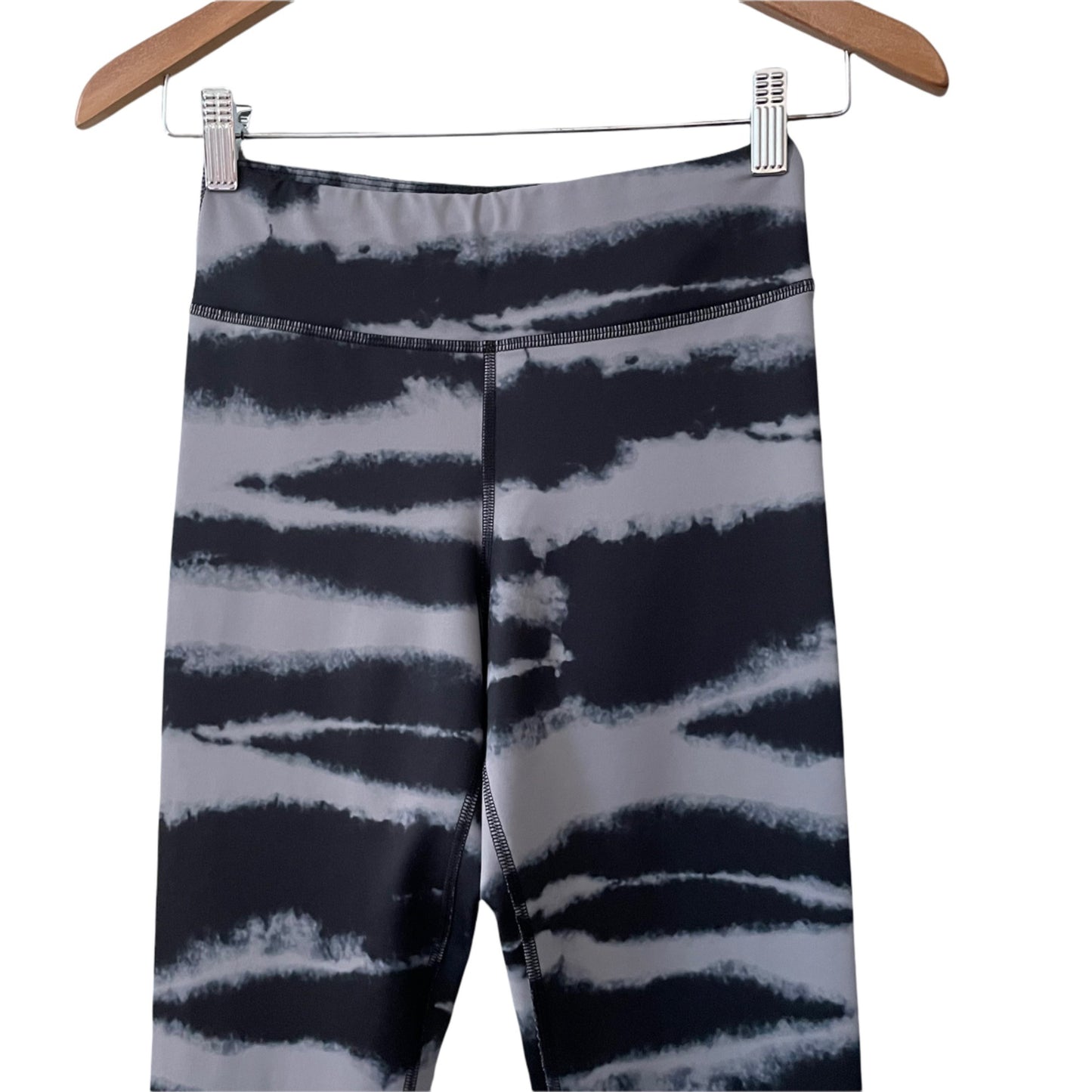 Activewear EXP Core Performance High Rise Tiger Stripe Leggings Womens XS Casual