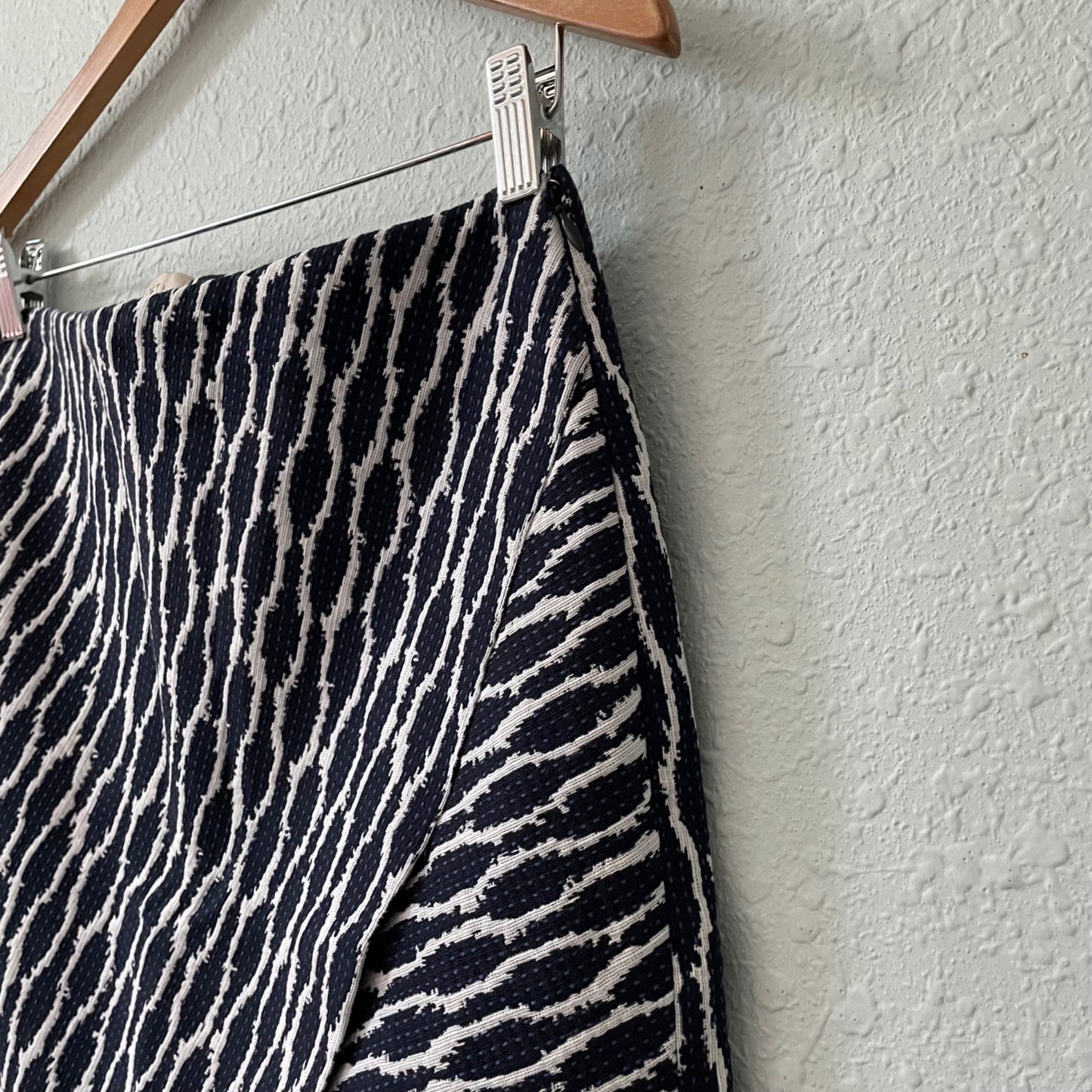 LOFT Coastal Nautical Ikat Faux Wrap Blue Asymmetric Short Skirt Womens Small