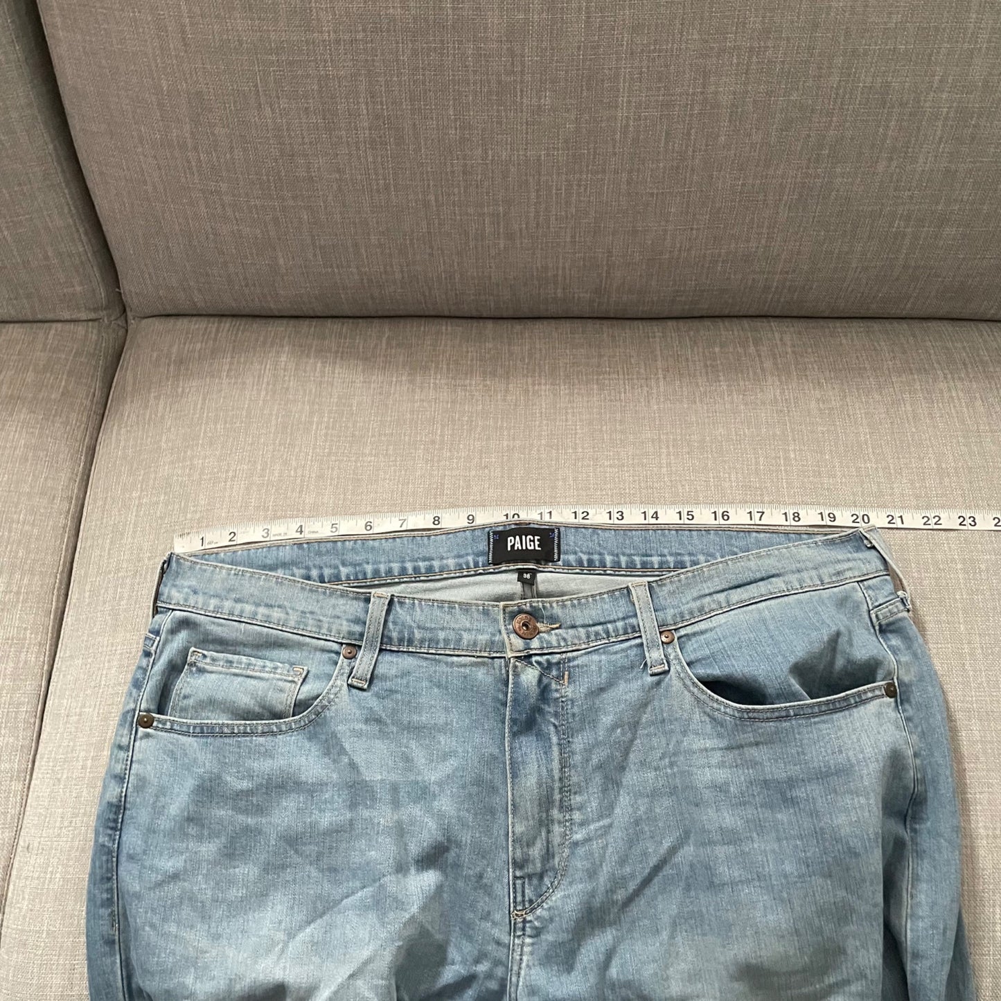 PAIGE Lennox Light Wash Slim Fit Blue Jeans Mens Size 38 Casual Denim Stretch