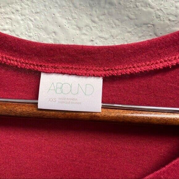 NWT Abound Lightweight Long Sleeve Scoop Neck Layering T-Shirt Womens XXS Red