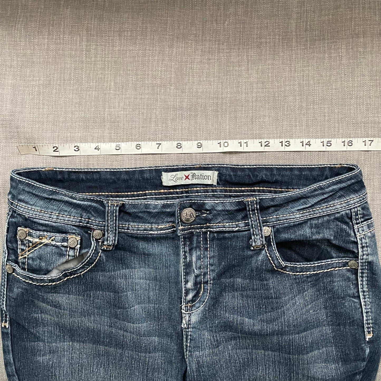 Love Nation Cropped Blue Jeans Womens 12 Mid Rise Contrast Stitching Embellished