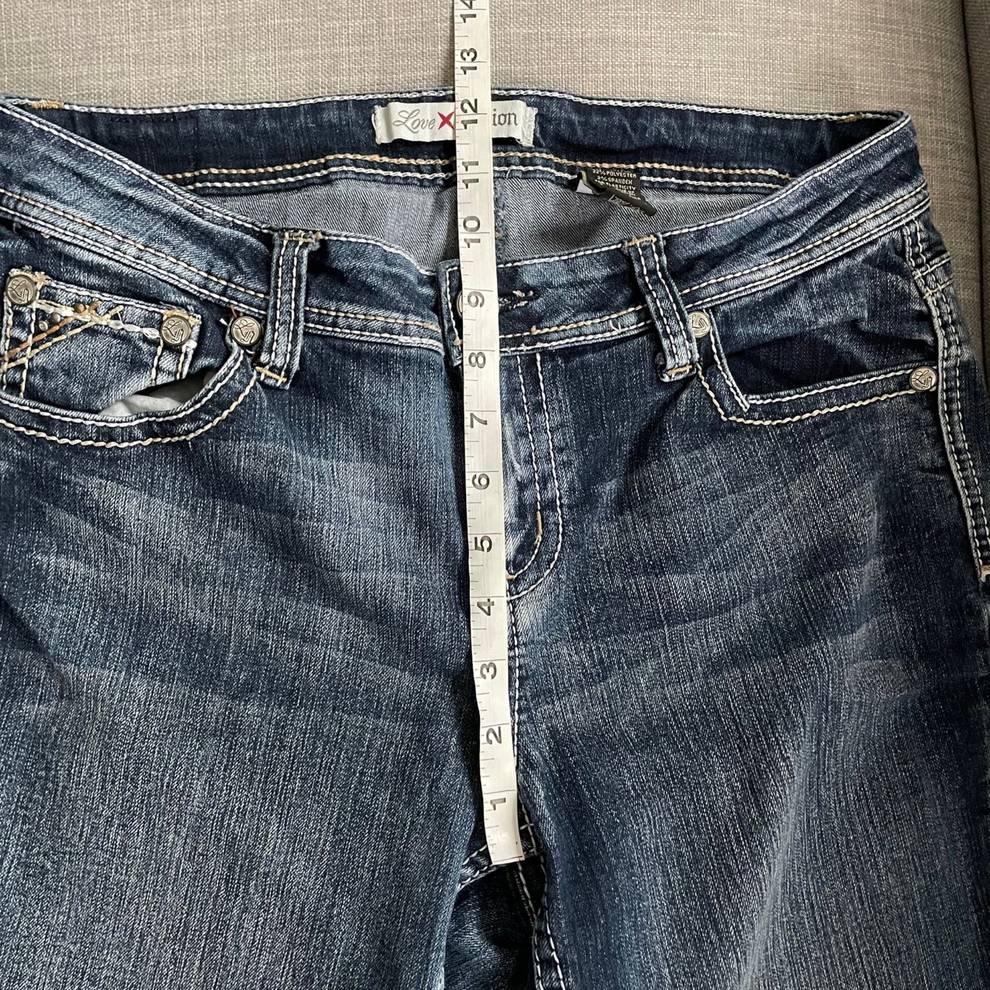 Love Nation Cropped Blue Jeans Womens 12 Mid Rise Contrast Stitching Embellished