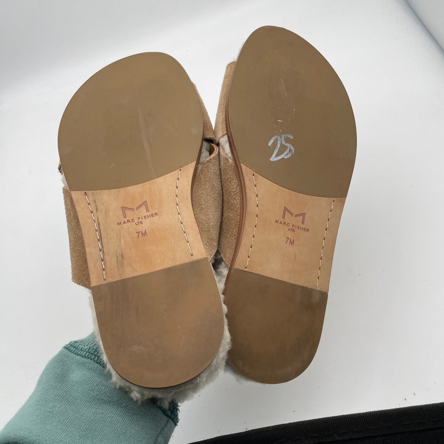 Mark Fisher Canna Tan Suede Fur Slides Sandals Women's Size 7 Cozy Neutral