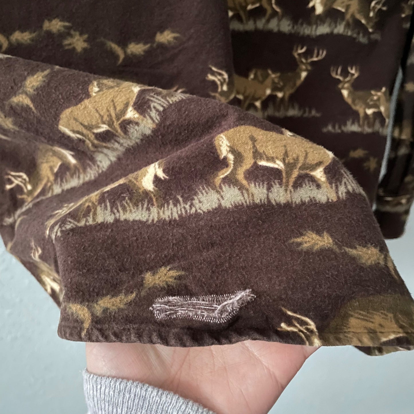 Rare Vintage Woolrich Brown Deer Hunting Button Down Shirt Men's Size Medium
